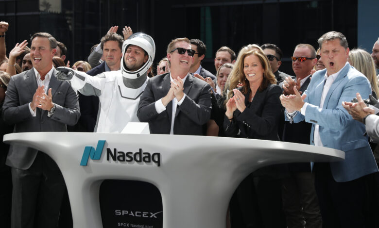 SpaceX IPO sticks the landing. Here's what investors are saying about its epic first trading day