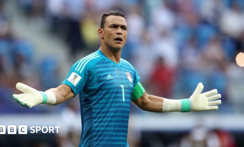 Who are the oldest players to feature at a World Cup?
