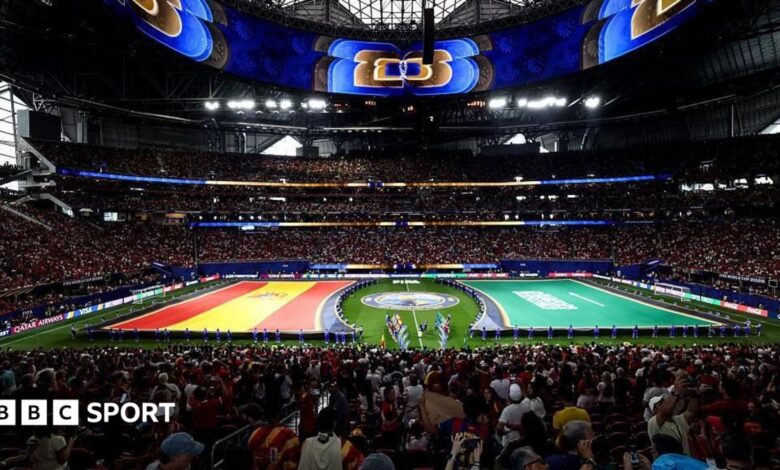 Why Saudi Arabia and Iraq flags are not laid down at World Cup