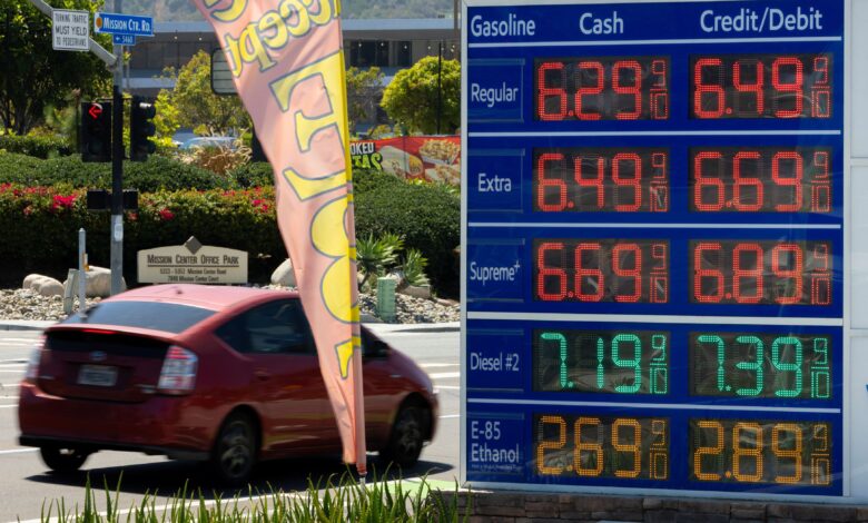 Energy sector is in focus because of Iran, AI and California. Here are hedge funds' top plays