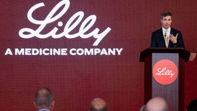 Eli Lilly CEO tells CNBC one-third of new GLP-1 pill patients are taking Foundayo, as drugmaker ramps up production