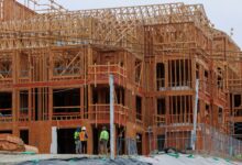 Construction robots are tackling America's housing shortage, but we're a long way from humanoid homebuilders