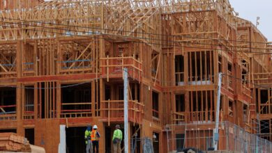 Construction robots are tackling America's housing shortage, but we're a long way from humanoid homebuilders