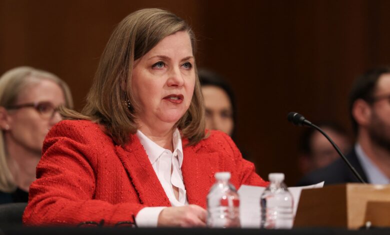 Fed staff should have known Silicon Valley Bank was vulnerable, new report finds