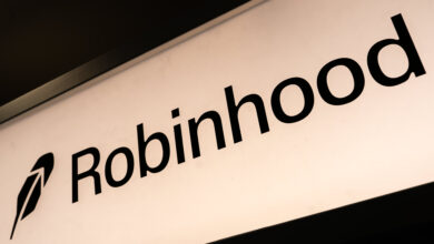 Piper Sandler expects Robinhood to kickstart football season with a win
