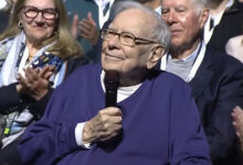 Buffett takes next step in plan to keep Berkshire from straying