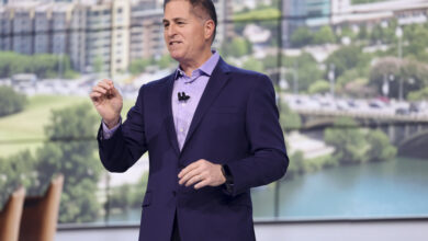 Dell surges 9% after lifting fiscal 2027 forecast on AI server strength