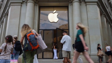 Apple shares are doing something they haven't done in 20 years. Here’s what’s happening