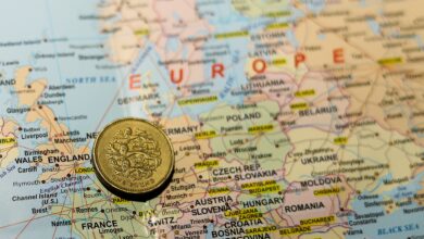 G10’s ‘surprise’ currency star could stumble as peers hike interest rates