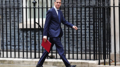 UK announces new Israeli settlement sanctions, despite U.S. warning of economic consequences