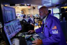 Treasury yields little changed as oil price oscillates