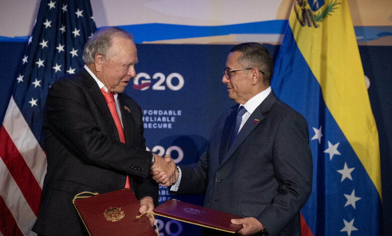 Trump donor Harold Hamm's Continental Resources to develop oil region in Venezuela
