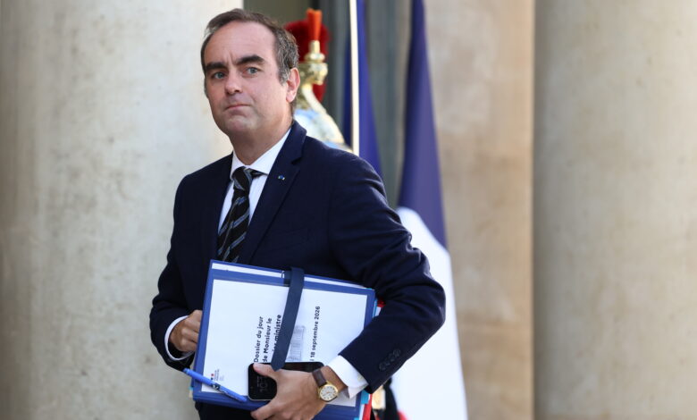 France's fresh budget battle threatens to topple another government