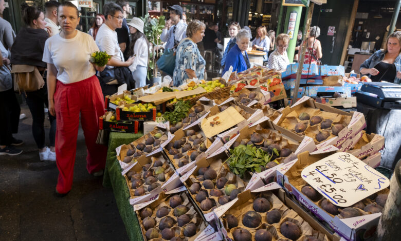 UK economy grew 0.1% in August, beating expectations