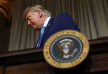 Trump's approval rating on economy hits all-time low as midterm looms: CNBC survey