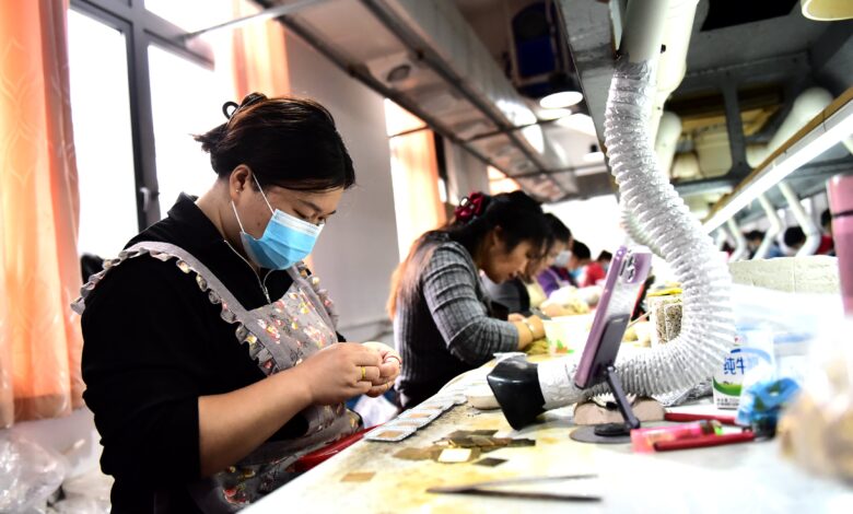China industrial profits post strongest growth in three months as tech boom widens economic divide