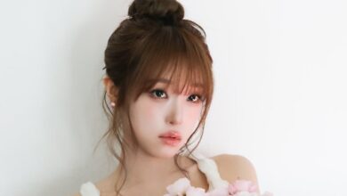 Yena Teases New Version Of Official Light Stick